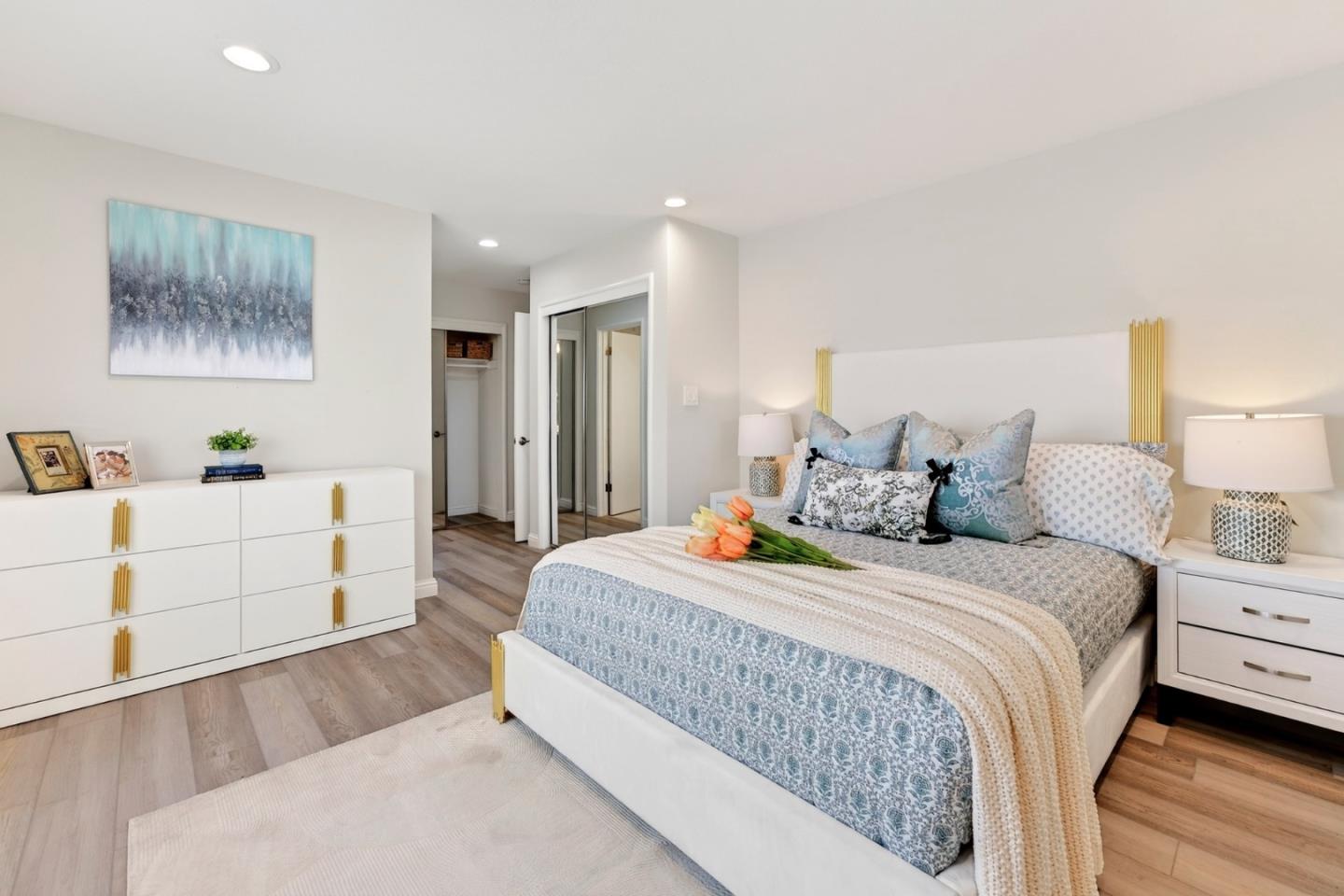 Detail Gallery Image 16 of 30 For 1525 S Mary Ave, Sunnyvale,  CA 94087 - 5 Beds | 2 Baths