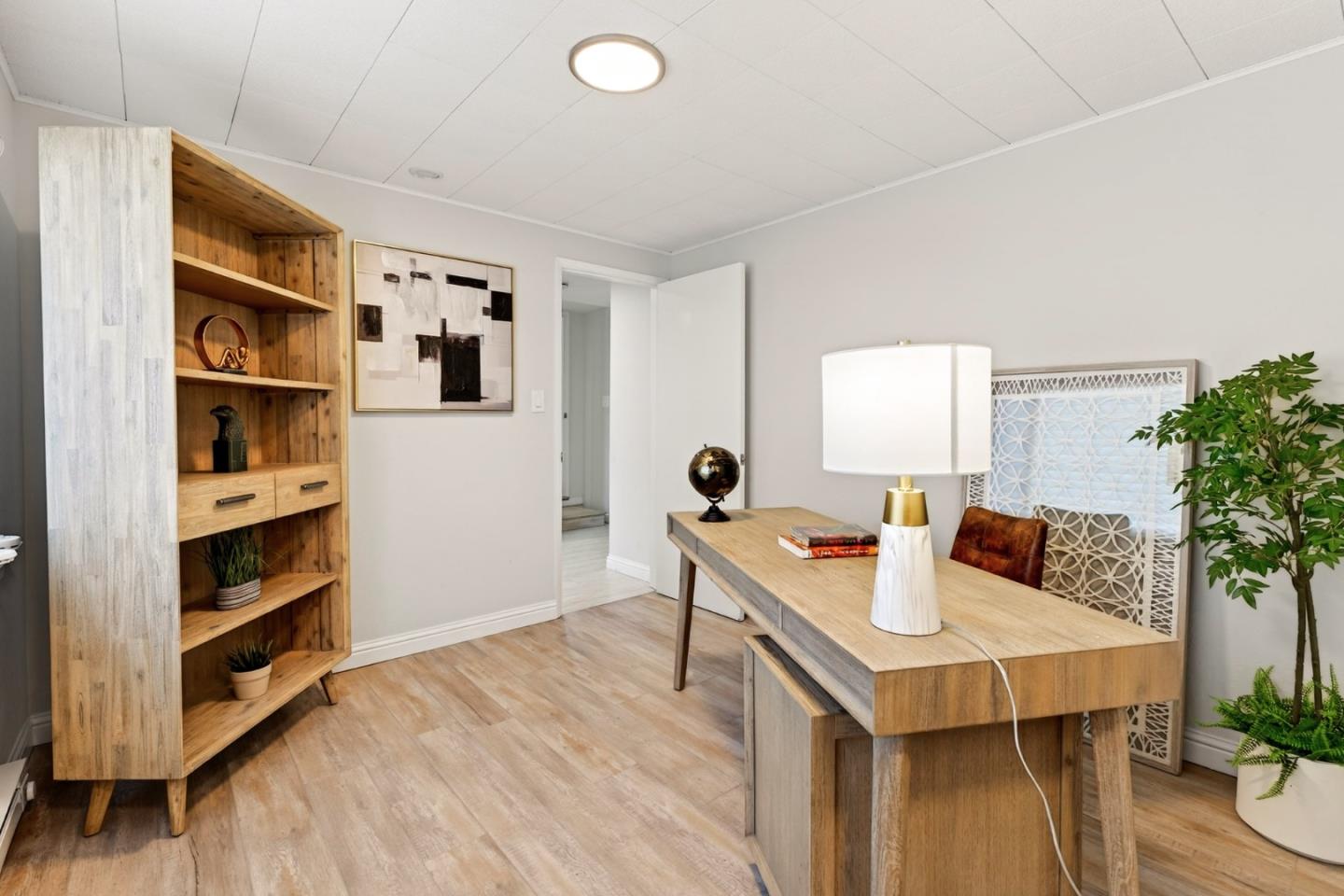 Detail Gallery Image 23 of 30 For 1525 S Mary Ave, Sunnyvale,  CA 94087 - 5 Beds | 2 Baths