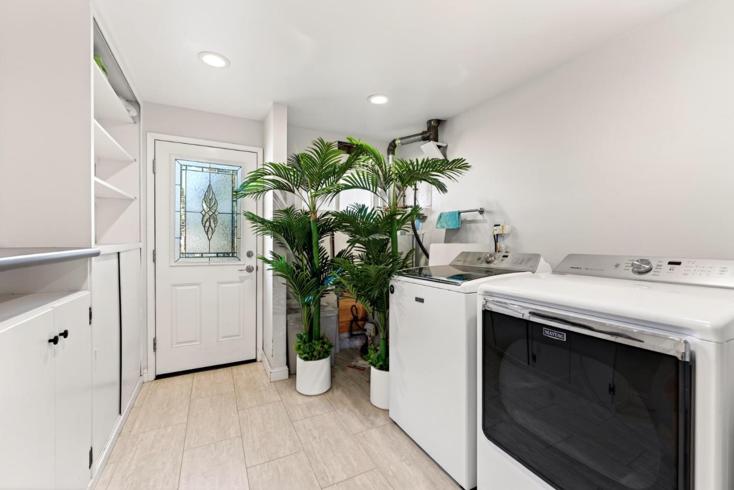 Detail Gallery Image 26 of 30 For 1525 S Mary Ave, Sunnyvale,  CA 94087 - 5 Beds | 2 Baths