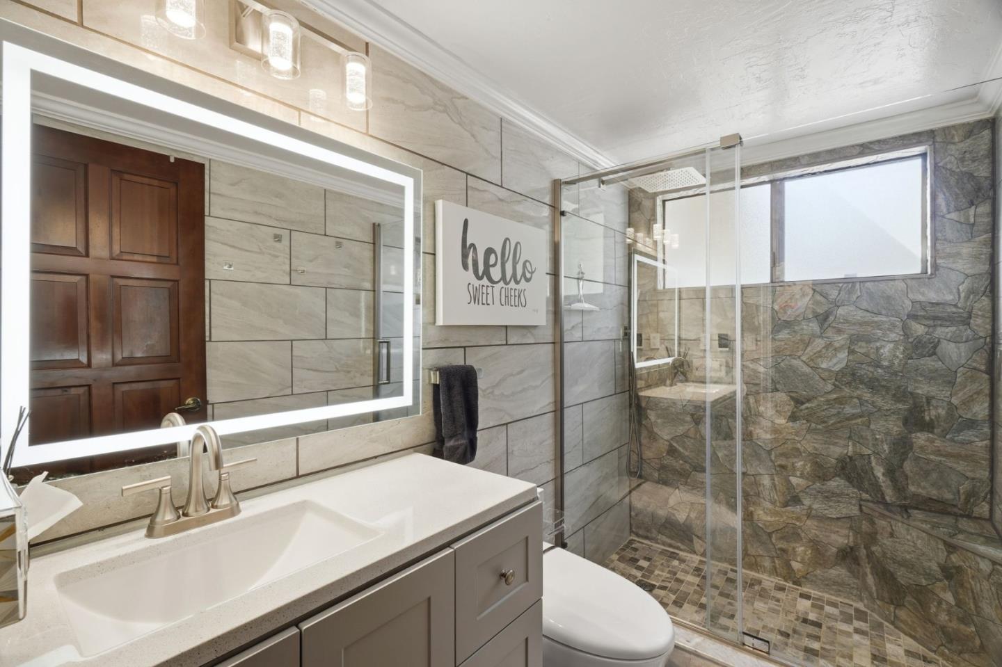 Detail Gallery Image 17 of 41 For 17200 Holiday Dr, Morgan Hill,  CA 95037 - 4 Beds | 3 Baths