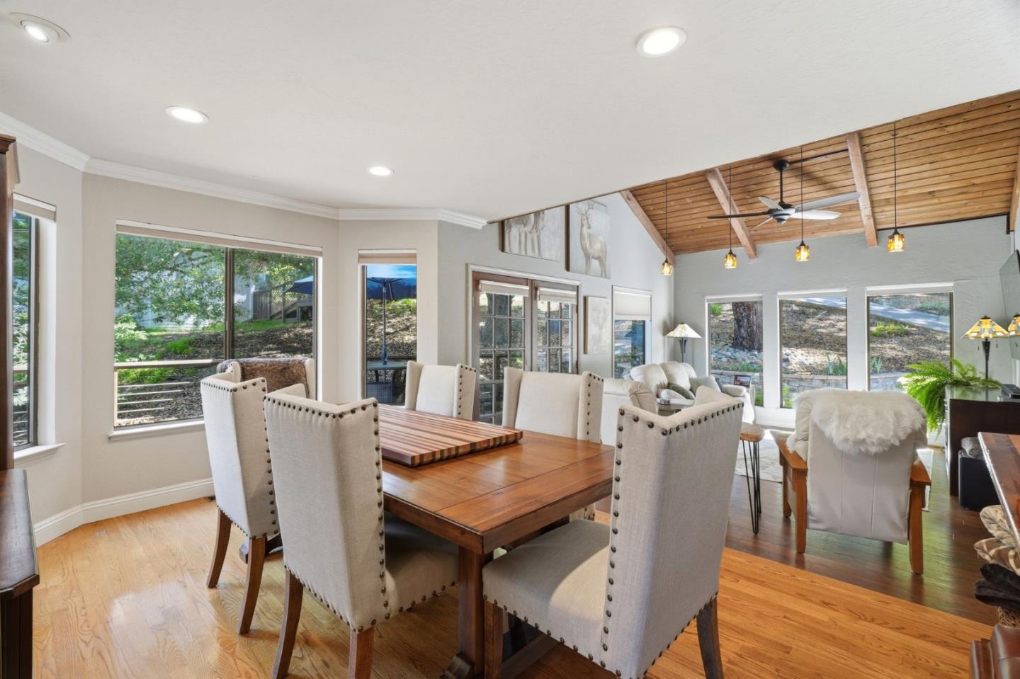 Detail Gallery Image 6 of 41 For 17200 Holiday Dr, Morgan Hill,  CA 95037 - 4 Beds | 3 Baths