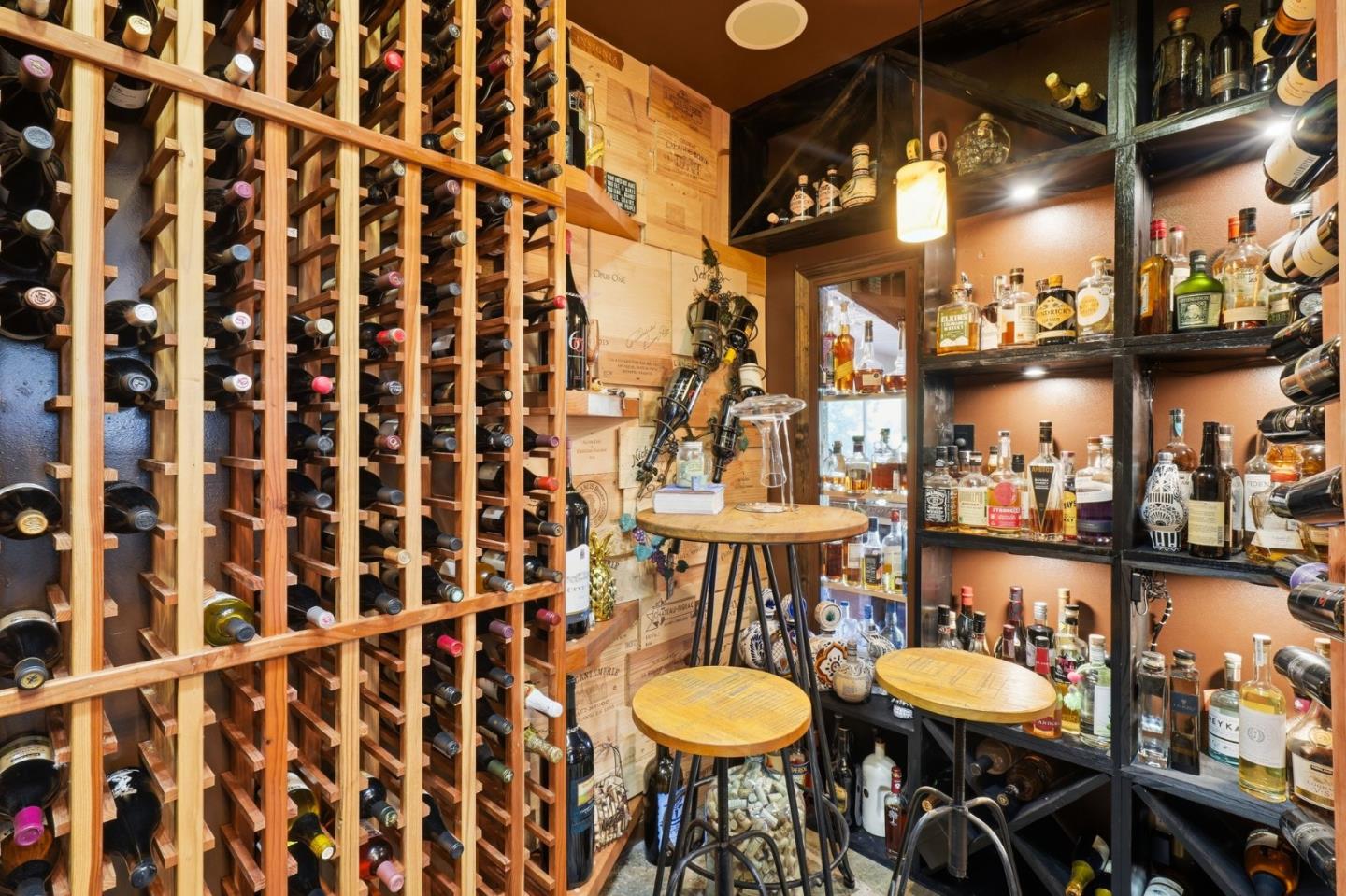 Detail Gallery Image 8 of 41 For 17200 Holiday Dr, Morgan Hill,  CA 95037 - 4 Beds | 3 Baths