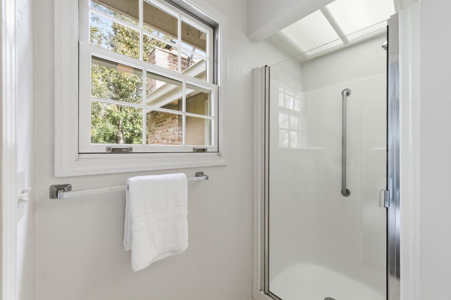 Detail Gallery Image 37 of 66 For 11915 Shadybrook Ct, Saratoga,  CA 95070 - 4 Beds | 4 Baths