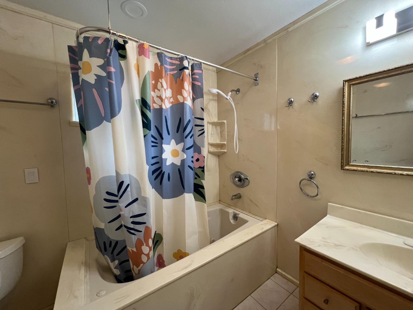 Detail Gallery Image 18 of 31 For 1343 Fargo Ave, San Leandro,  CA 94579 - 3 Beds | 2 Baths