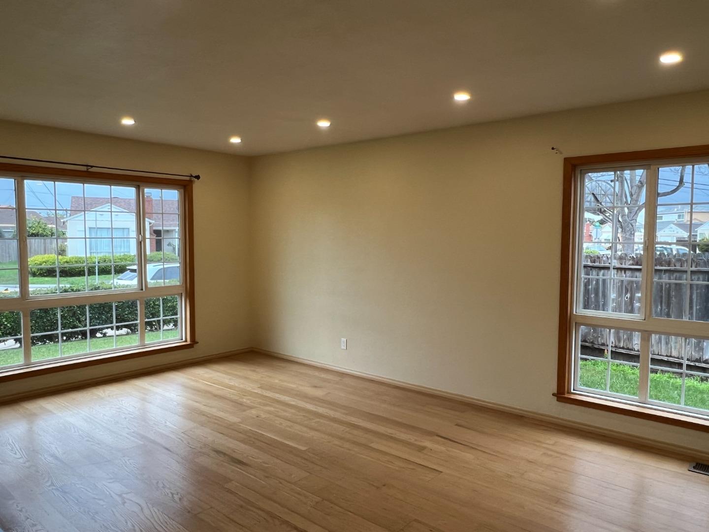 Detail Gallery Image 5 of 31 For 1343 Fargo Ave, San Leandro,  CA 94579 - 3 Beds | 2 Baths