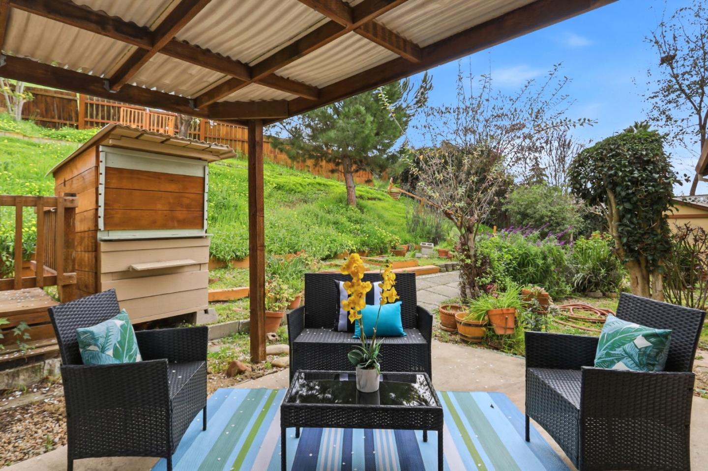 Detail Gallery Image 24 of 33 For 1578 Salmon Creek Ct, San Jose,  CA 95127 - 3 Beds | 2 Baths