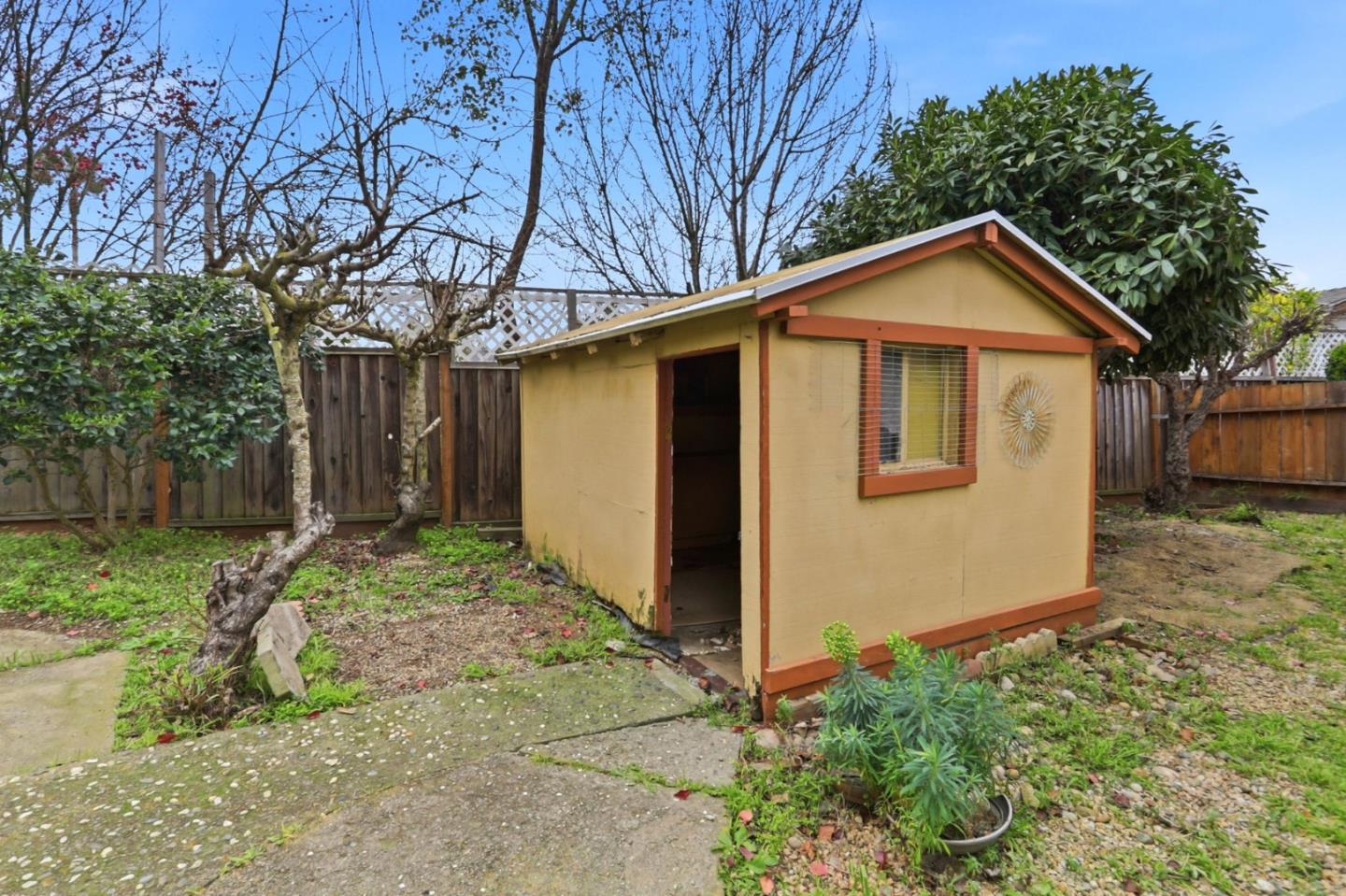 Detail Gallery Image 27 of 33 For 1578 Salmon Creek Ct, San Jose,  CA 95127 - 3 Beds | 2 Baths