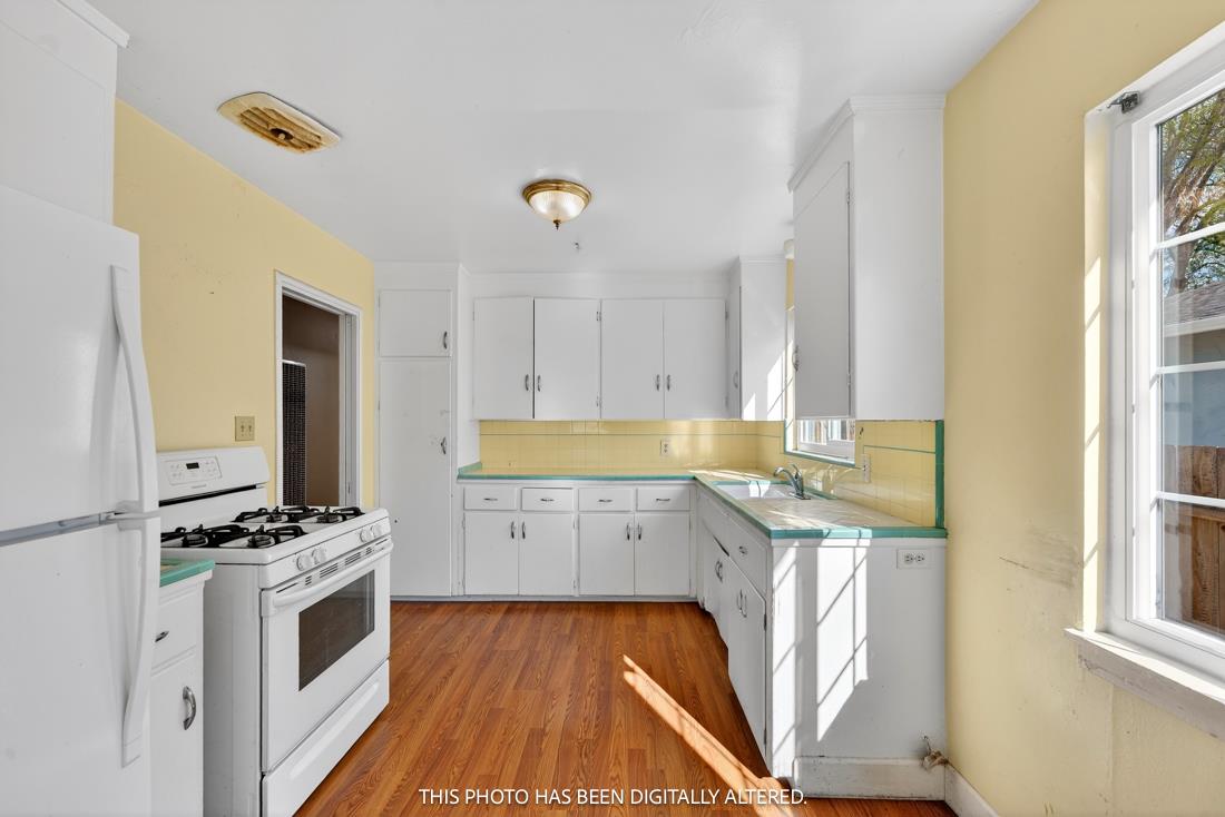 Detail Gallery Image 11 of 42 For 2253 Maywood Ave, San Jose,  CA 95128 - 4 Beds | 3/1 Baths