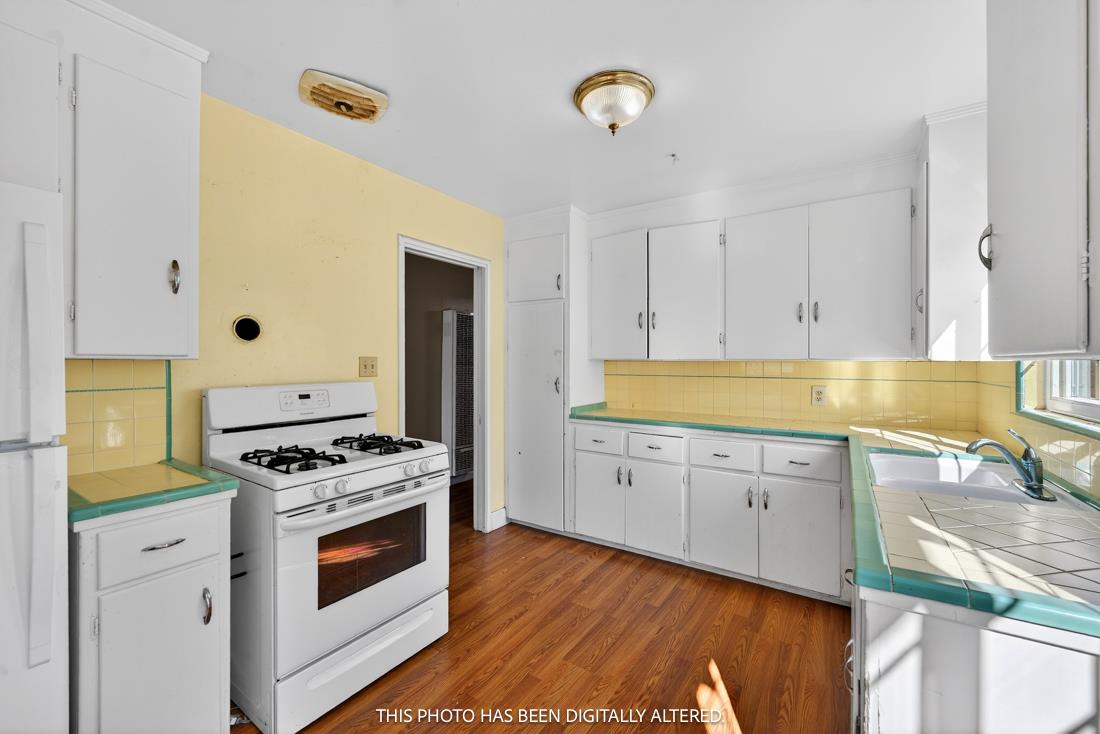 Detail Gallery Image 12 of 42 For 2253 Maywood Ave, San Jose,  CA 95128 - 4 Beds | 3/1 Baths