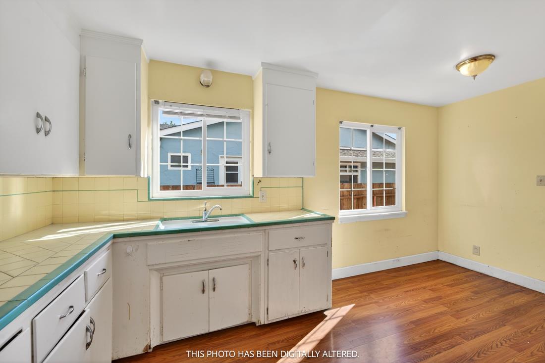 Detail Gallery Image 9 of 42 For 2253 Maywood Ave, San Jose,  CA 95128 - 4 Beds | 3/1 Baths