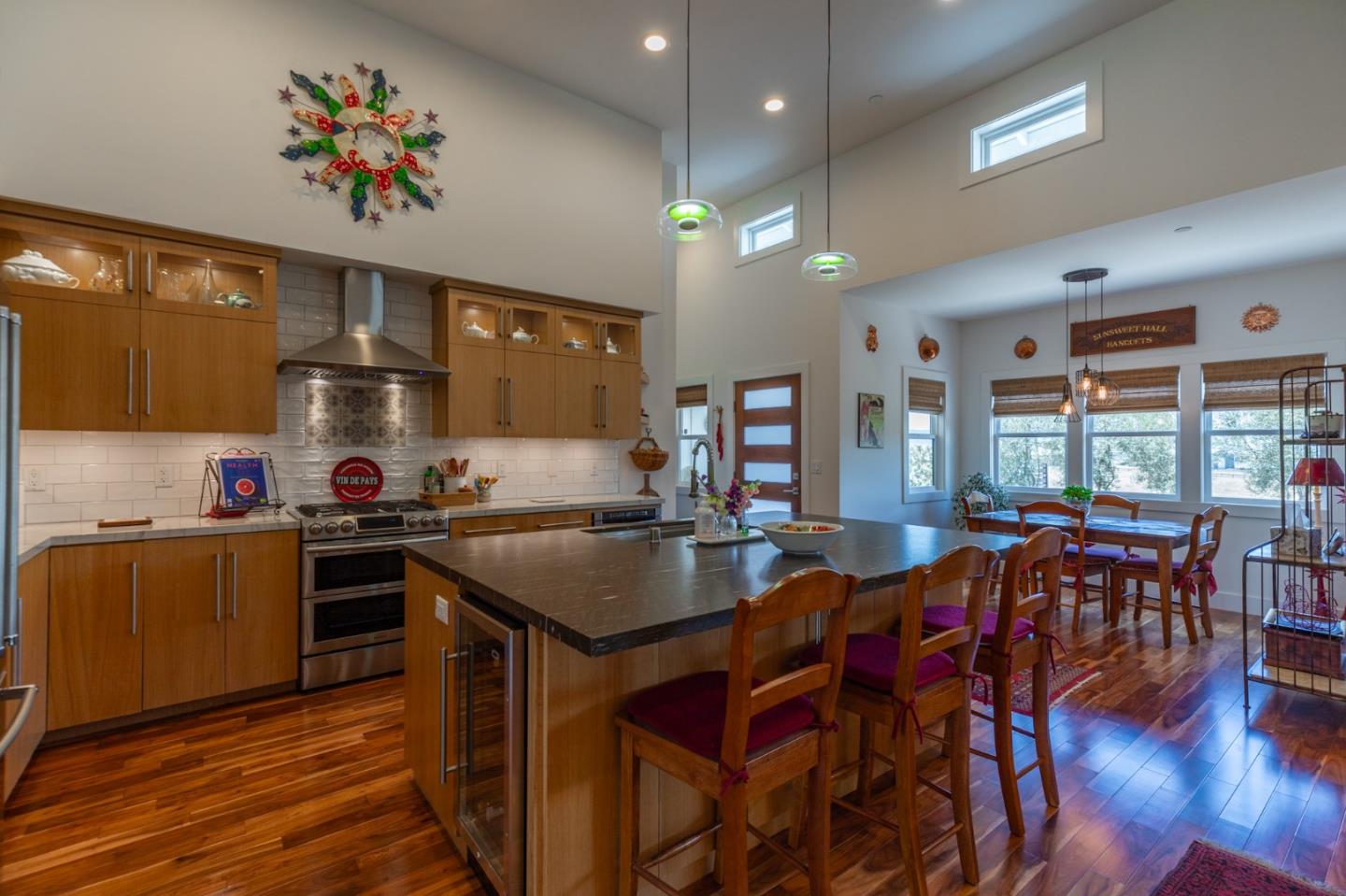 Detail Gallery Image 19 of 25 For 60 Tortola Way, Hollister,  CA 95023 - 4 Beds | 2/1 Baths