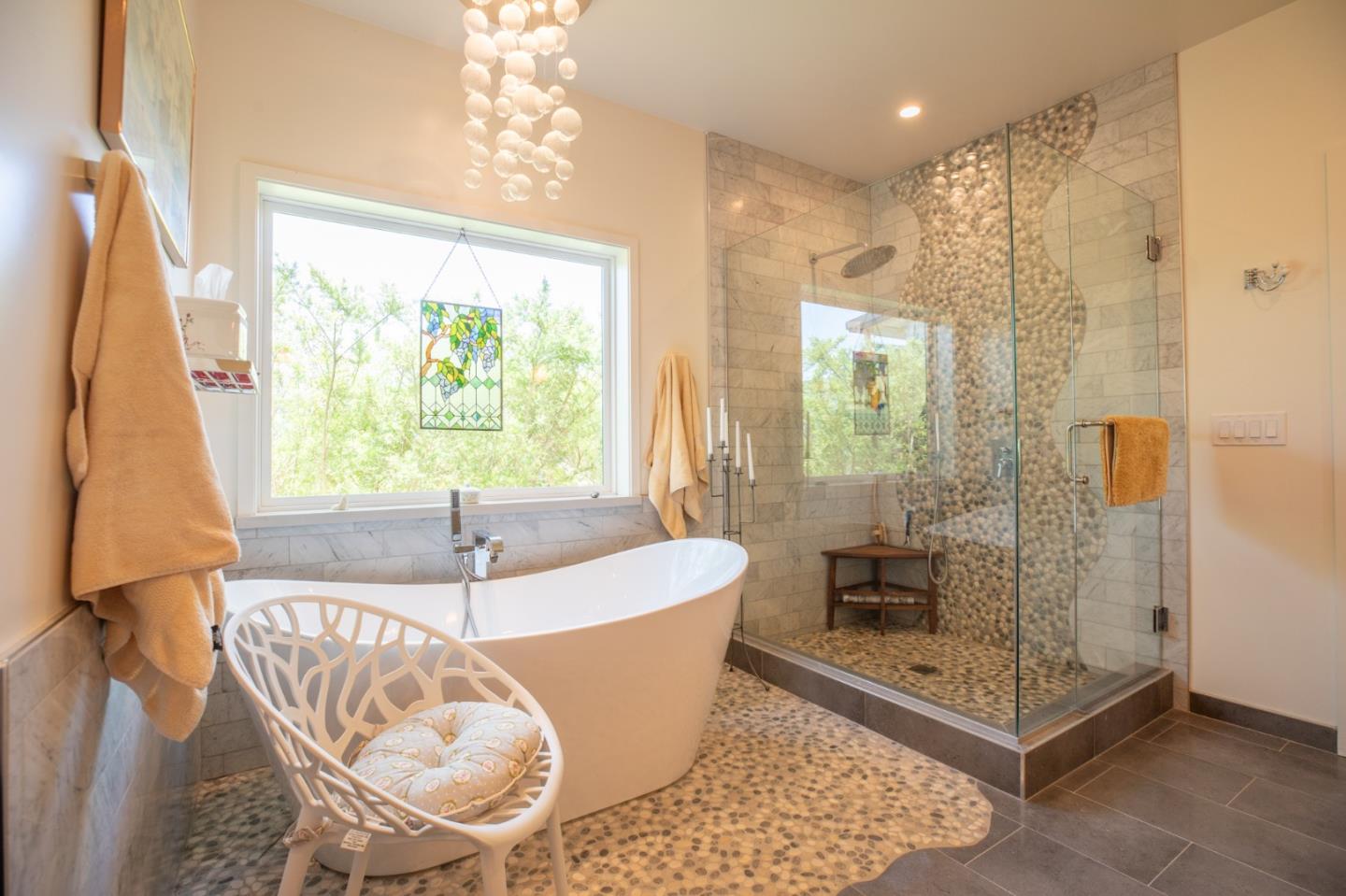 Detail Gallery Image 24 of 25 For 60 Tortola Way, Hollister,  CA 95023 - 4 Beds | 2/1 Baths