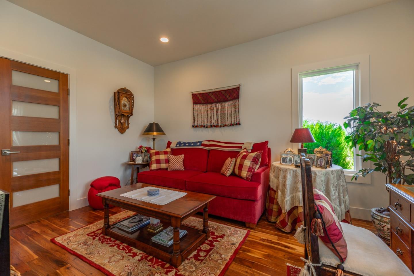 Detail Gallery Image 29 of 33 For 60 Tortola Way, Hollister,  CA 95023 - 4 Beds | 2/1 Baths