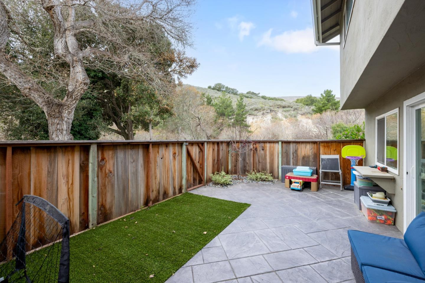 Detail Gallery Image 20 of 28 For 19223 Creekside Ln, Salinas,  CA 93908 - 2 Beds | 1/1 Baths