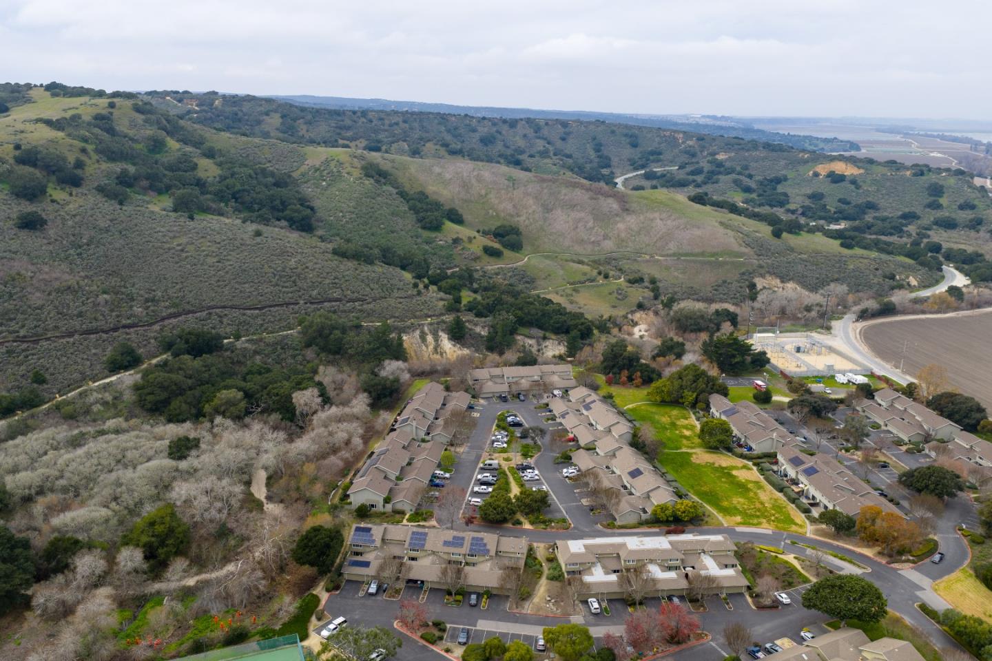 Detail Gallery Image 27 of 28 For 19223 Creekside Ln, Salinas,  CA 93908 - 2 Beds | 1/1 Baths