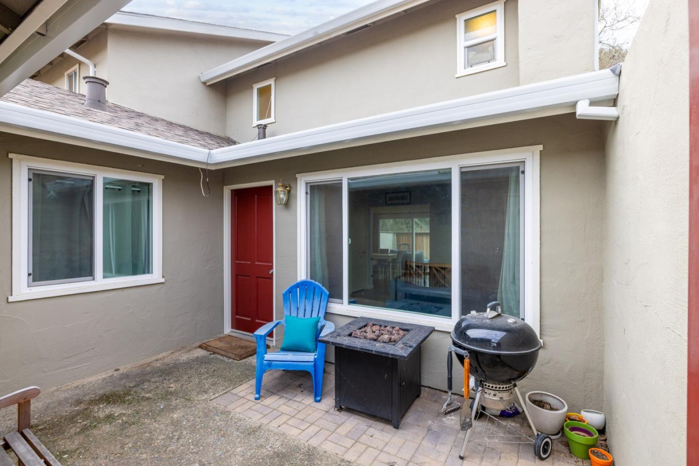 Detail Gallery Image 3 of 28 For 19223 Creekside Ln, Salinas,  CA 93908 - 2 Beds | 1/1 Baths