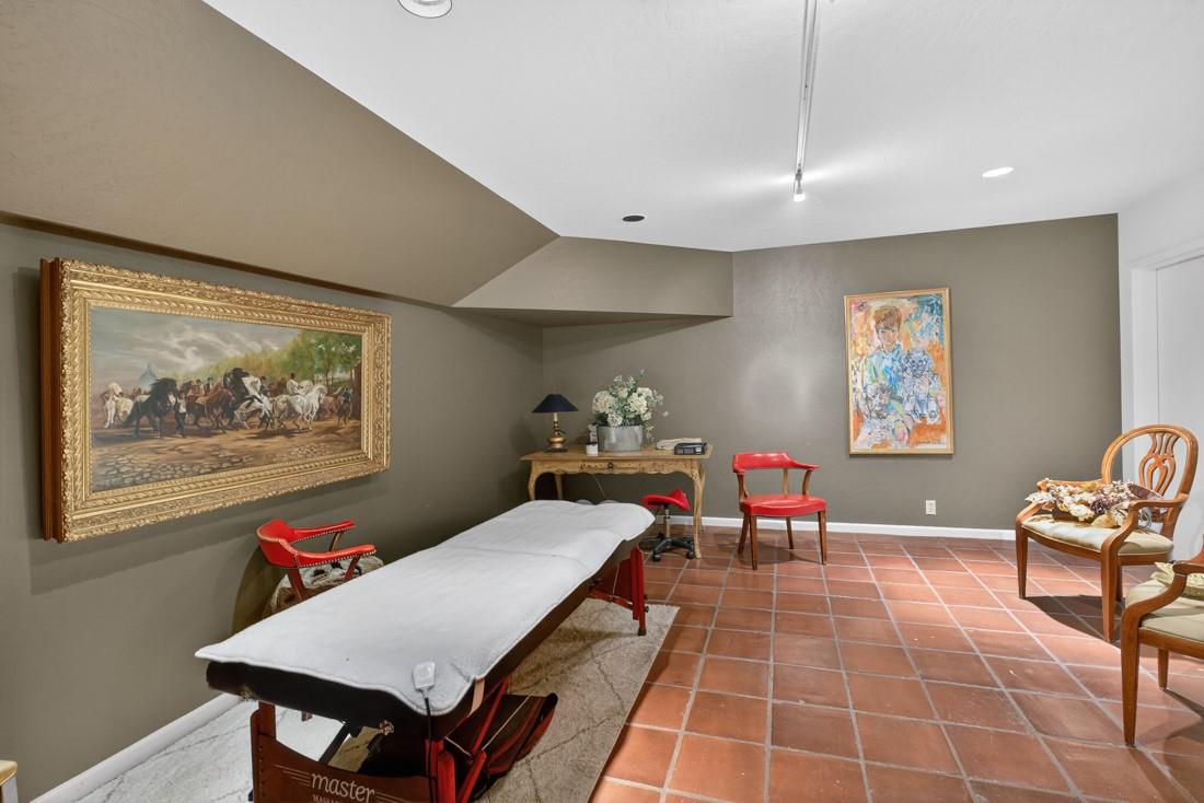 Detail Gallery Image 35 of 52 For 3970 Leavesley Rd, Gilroy,  CA 95020 - – Beds | – Baths