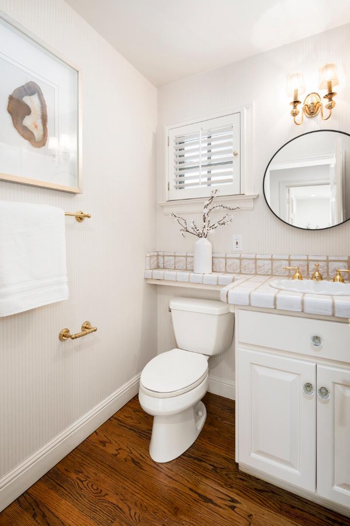 Detail Gallery Image 28 of 48 For 845 Magnolia St, Menlo Park,  CA 94025 - 3 Beds | 3 Baths