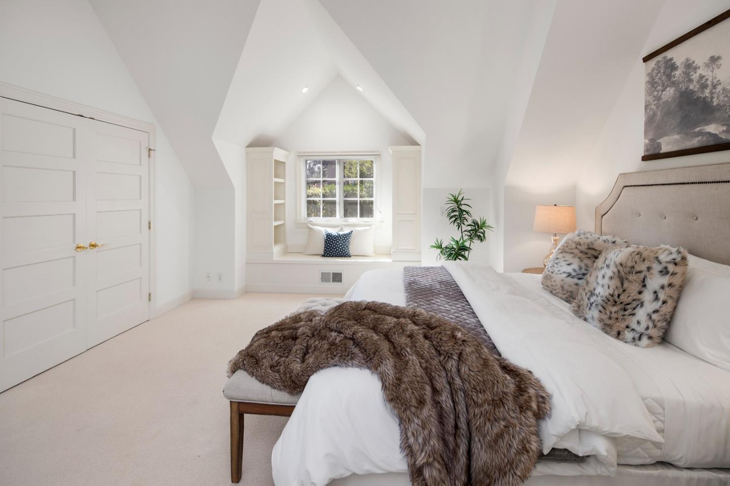 Detail Gallery Image 30 of 48 For 845 Magnolia St, Menlo Park,  CA 94025 - 3 Beds | 3 Baths