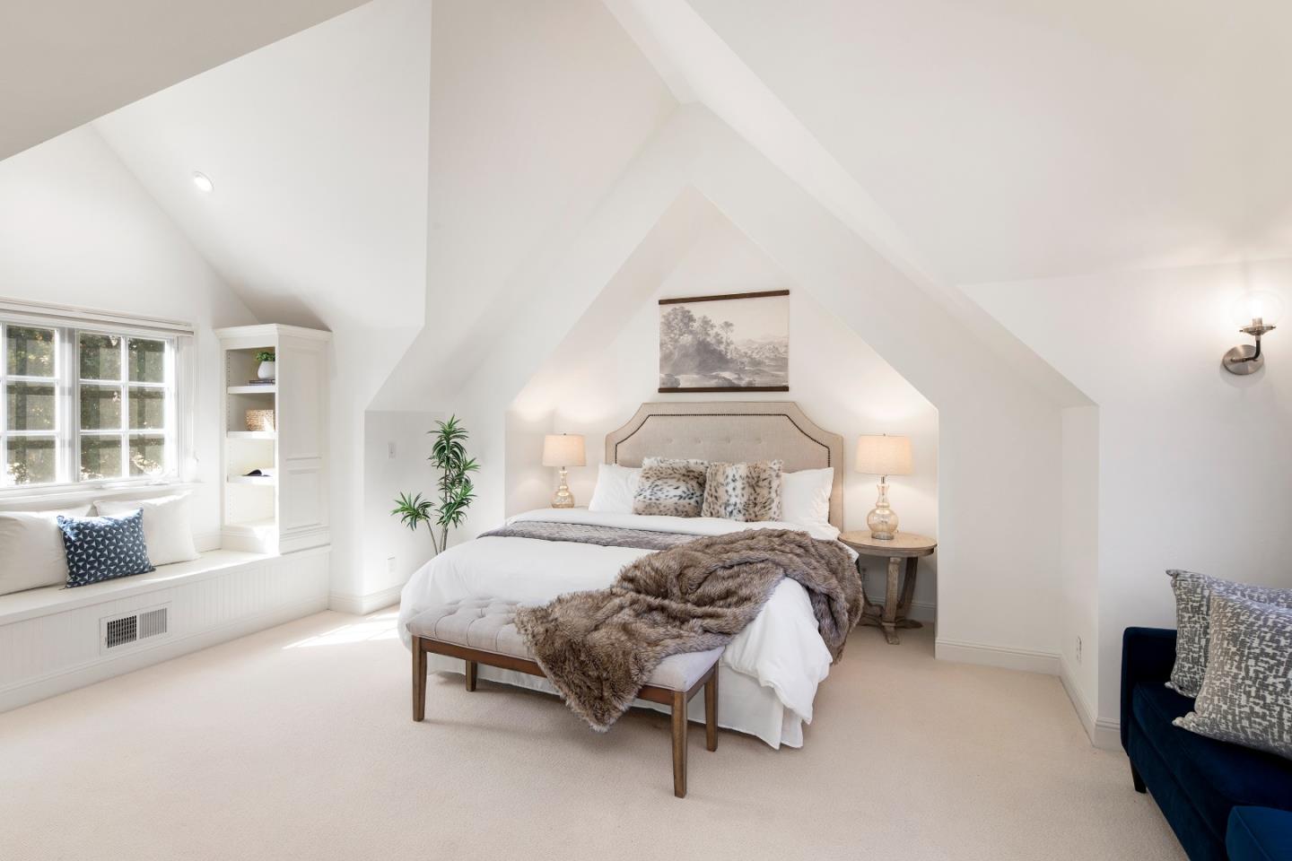 Detail Gallery Image 31 of 48 For 845 Magnolia St, Menlo Park,  CA 94025 - 3 Beds | 3 Baths