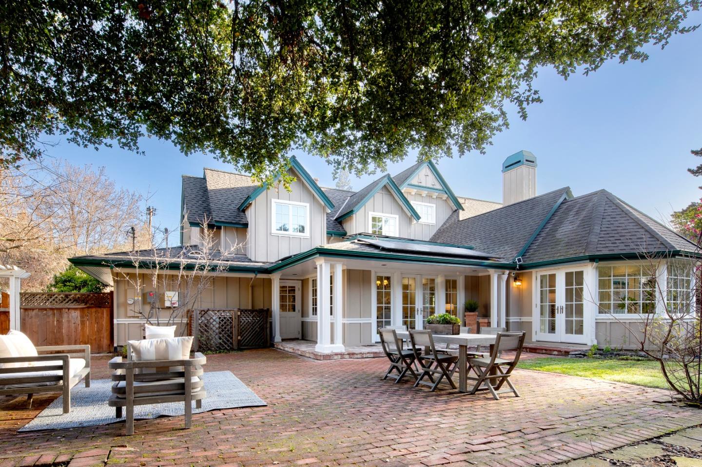 Detail Gallery Image 38 of 48 For 845 Magnolia St, Menlo Park,  CA 94025 - 3 Beds | 3 Baths