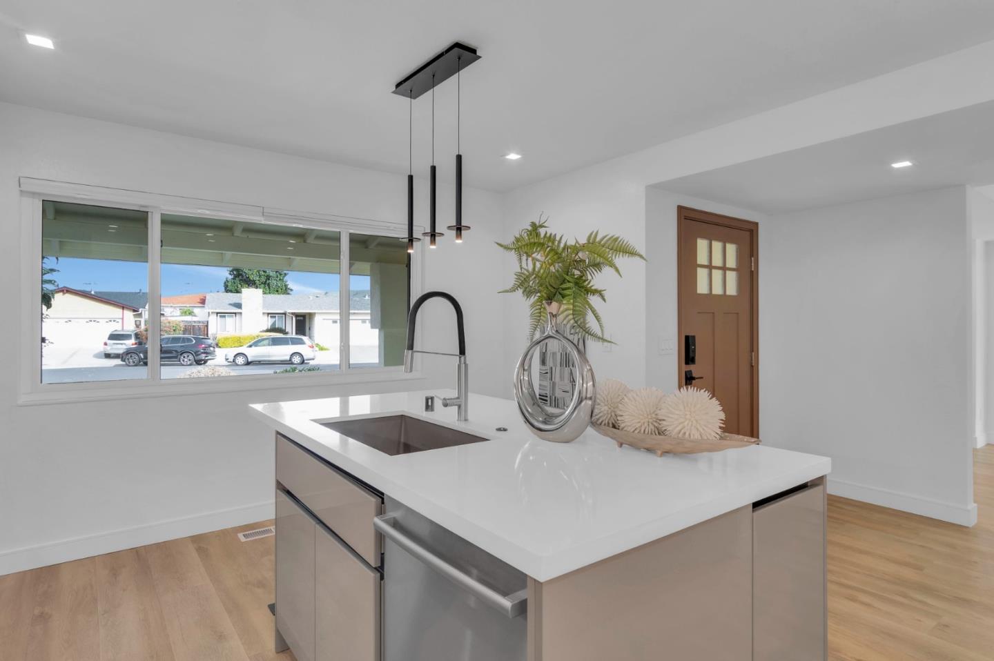 Detail Gallery Image 11 of 34 For 2921 Daisy Ct, Union City,  CA 94587 - 3 Beds | 2 Baths