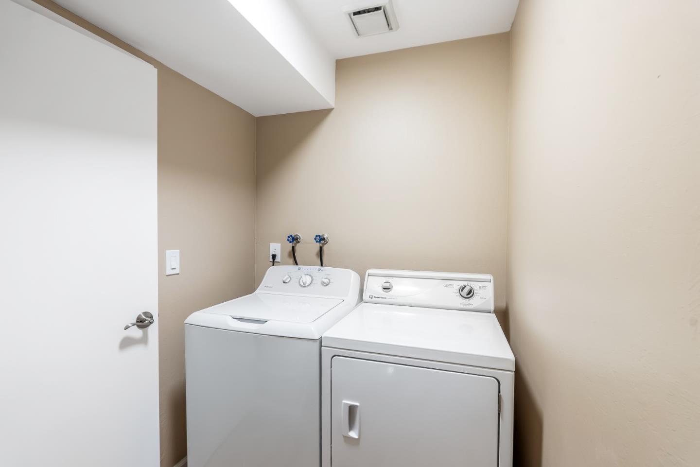 Detail Gallery Image 11 of 22 For 903 Calle De Verde, San Jose,  CA 95136 - 2 Beds | 1/1 Baths