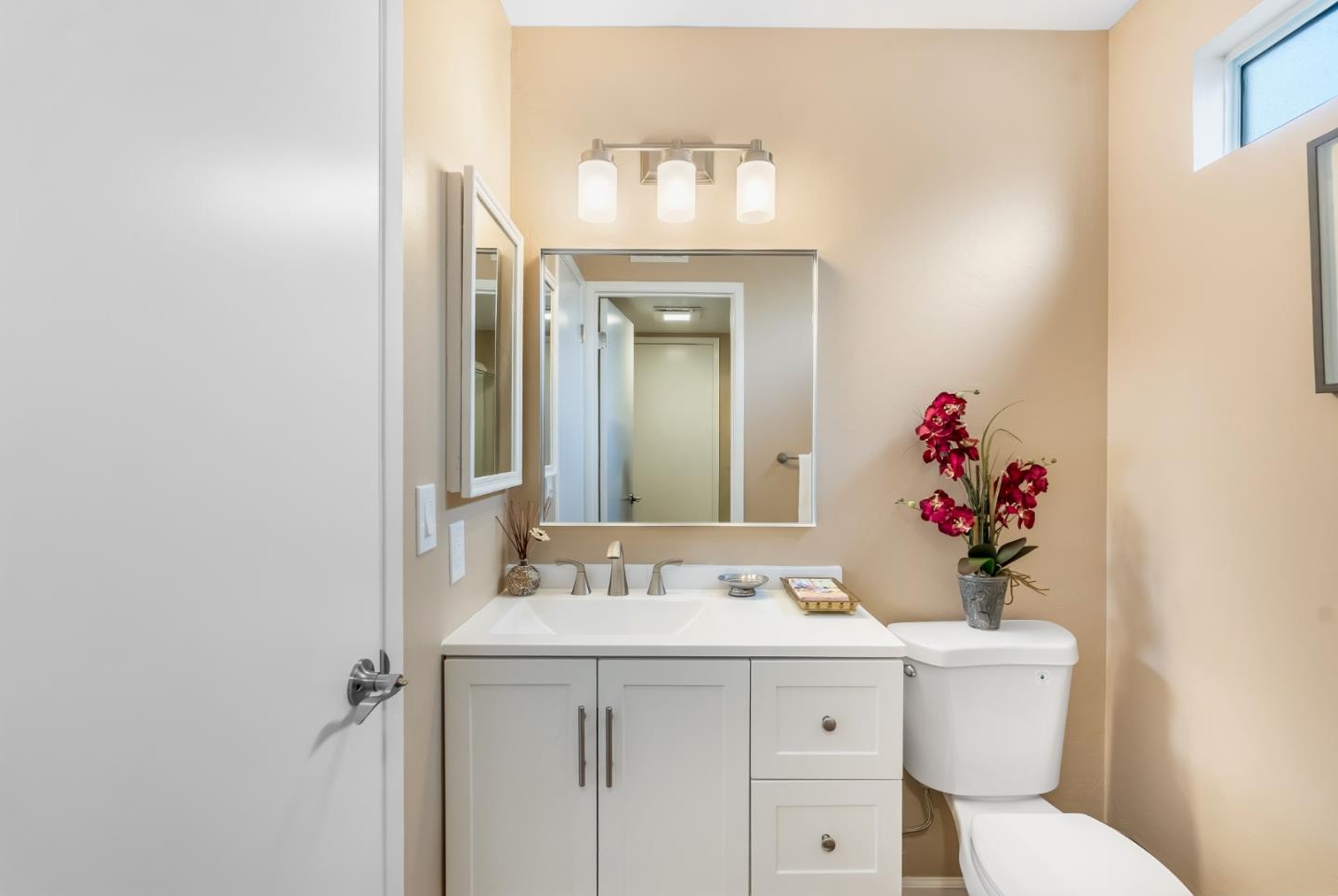 Detail Gallery Image 13 of 22 For 903 Calle De Verde, San Jose,  CA 95136 - 2 Beds | 1/1 Baths