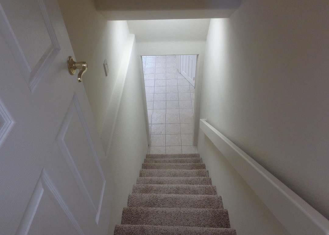 Detail Gallery Image 6 of 9 For 9 N 33rd St, San Jose,  CA 95116 - 3 Beds | 3 Baths