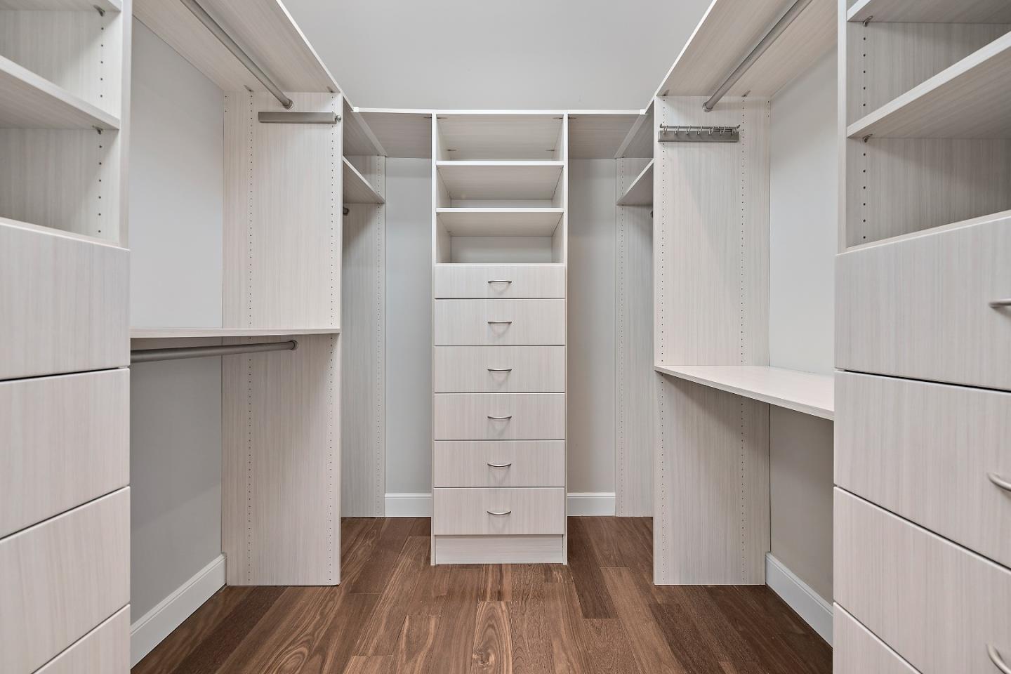 Detail Gallery Image 12 of 25 For 5451 Lauren Dr, San Jose,  CA 95124 - 5 Beds | 4 Baths