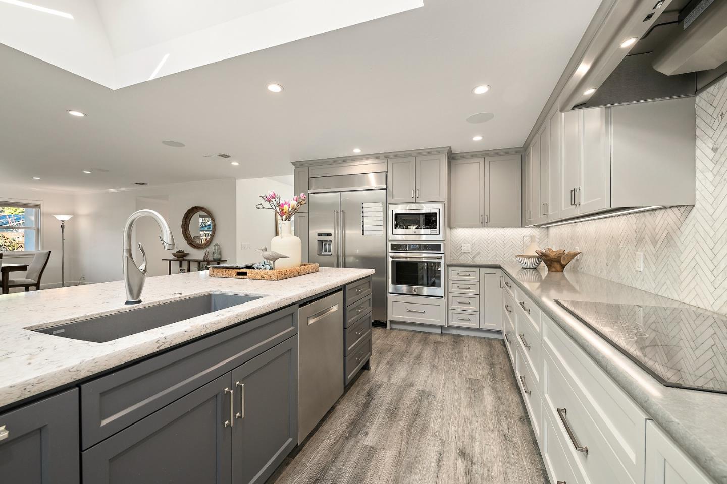 Detail Gallery Image 6 of 25 For 5451 Lauren Dr, San Jose,  CA 95124 - 5 Beds | 4 Baths