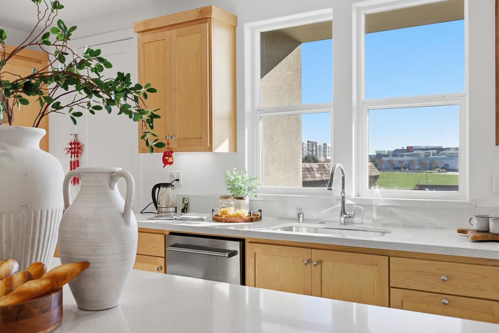 Detail Gallery Image 24 of 53 For 3675 Broadcast Cmn, Fremont,  CA 94538 - 4 Beds | 3/1 Baths