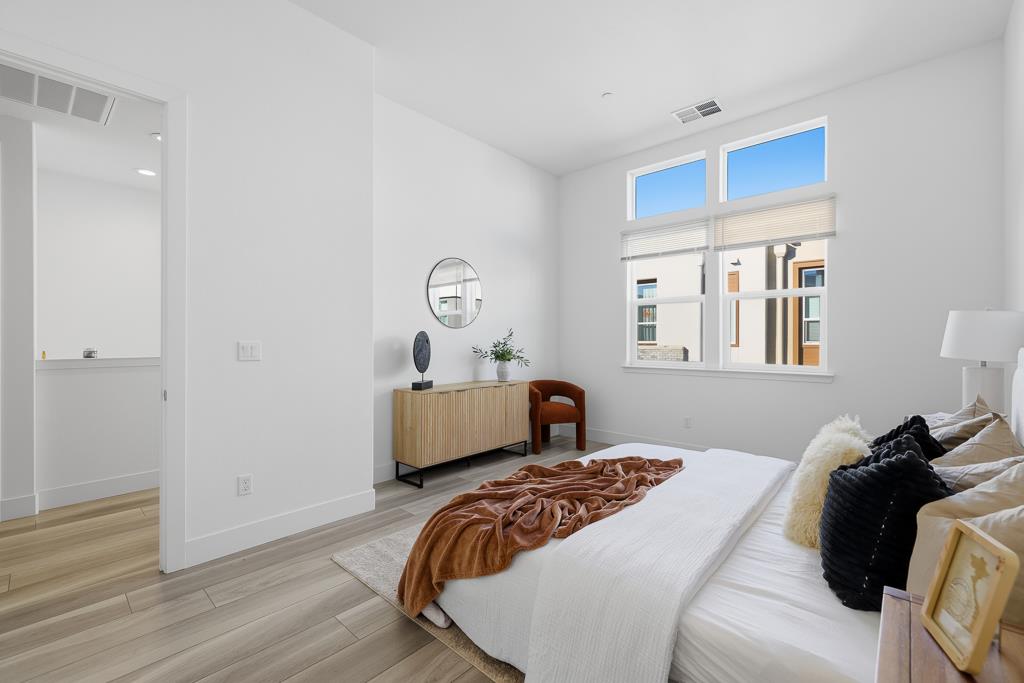 Detail Gallery Image 34 of 53 For 3675 Broadcast Cmn, Fremont,  CA 94538 - 4 Beds | 3/1 Baths