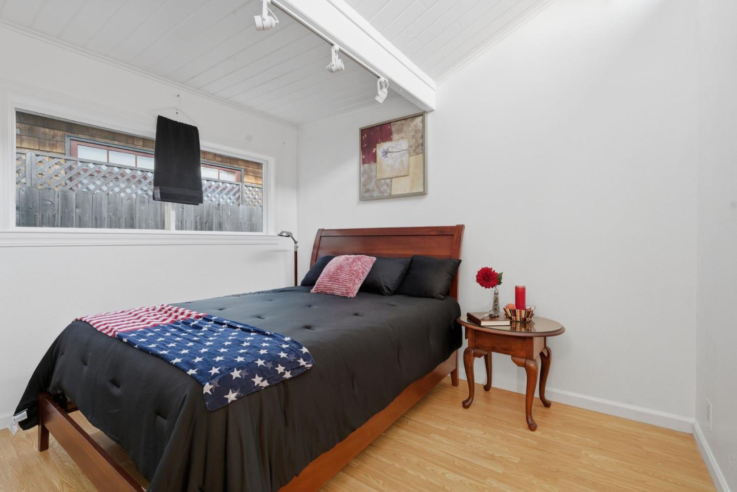 Detail Gallery Image 17 of 53 For 2350-2352 Sacramento St, Berkeley,  CA 94702 - – Beds | – Baths