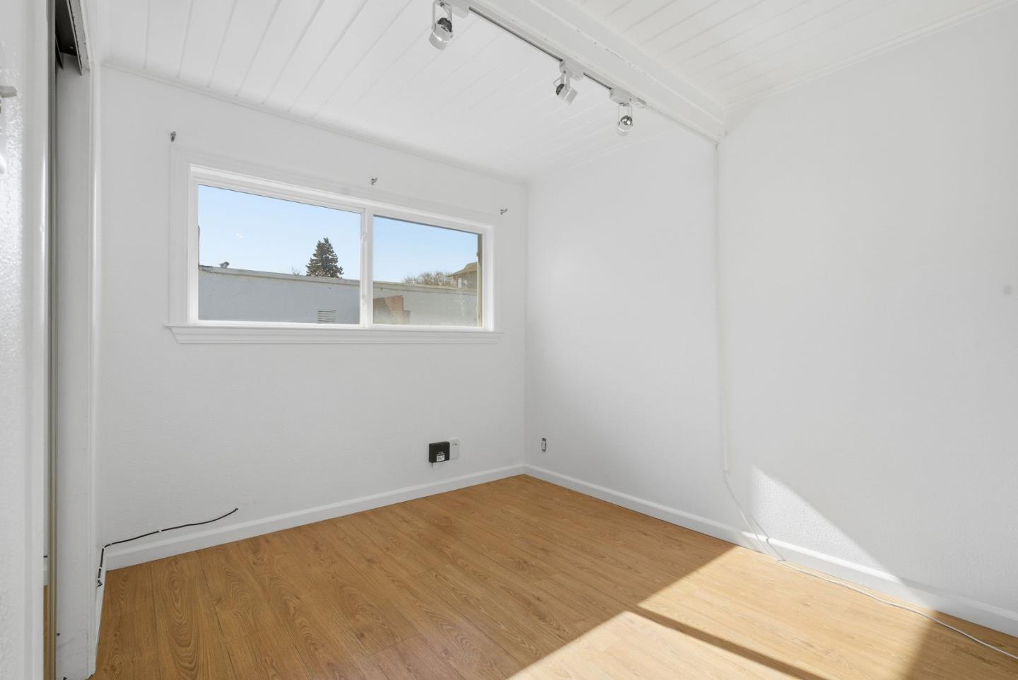 Detail Gallery Image 18 of 53 For 2350-2352 Sacramento St, Berkeley,  CA 94702 - – Beds | – Baths