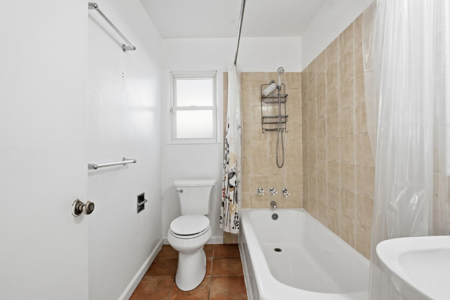 Detail Gallery Image 27 of 53 For 2350-2352 Sacramento St, Berkeley,  CA 94702 - – Beds | – Baths