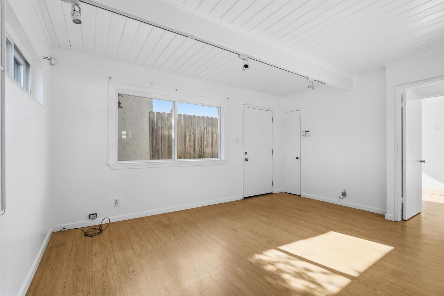 Detail Gallery Image 7 of 53 For 2350-2352 Sacramento St, Berkeley,  CA 94702 - – Beds | – Baths