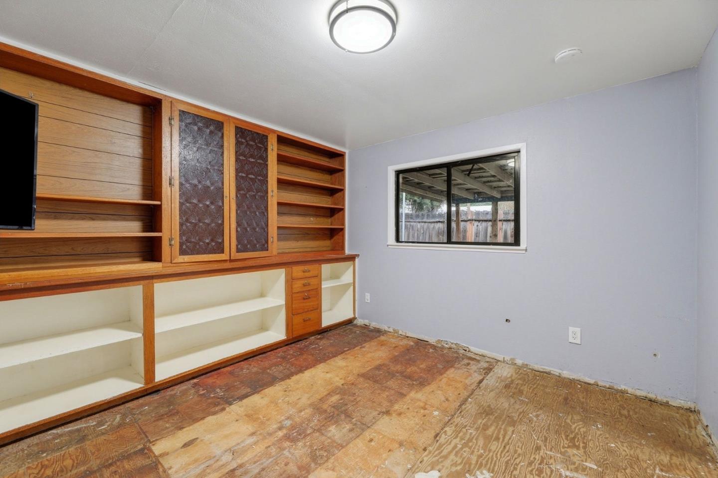 Detail Gallery Image 20 of 36 For 479 Dixon Rd, Milpitas,  CA 95035 - 5 Beds | 2 Baths