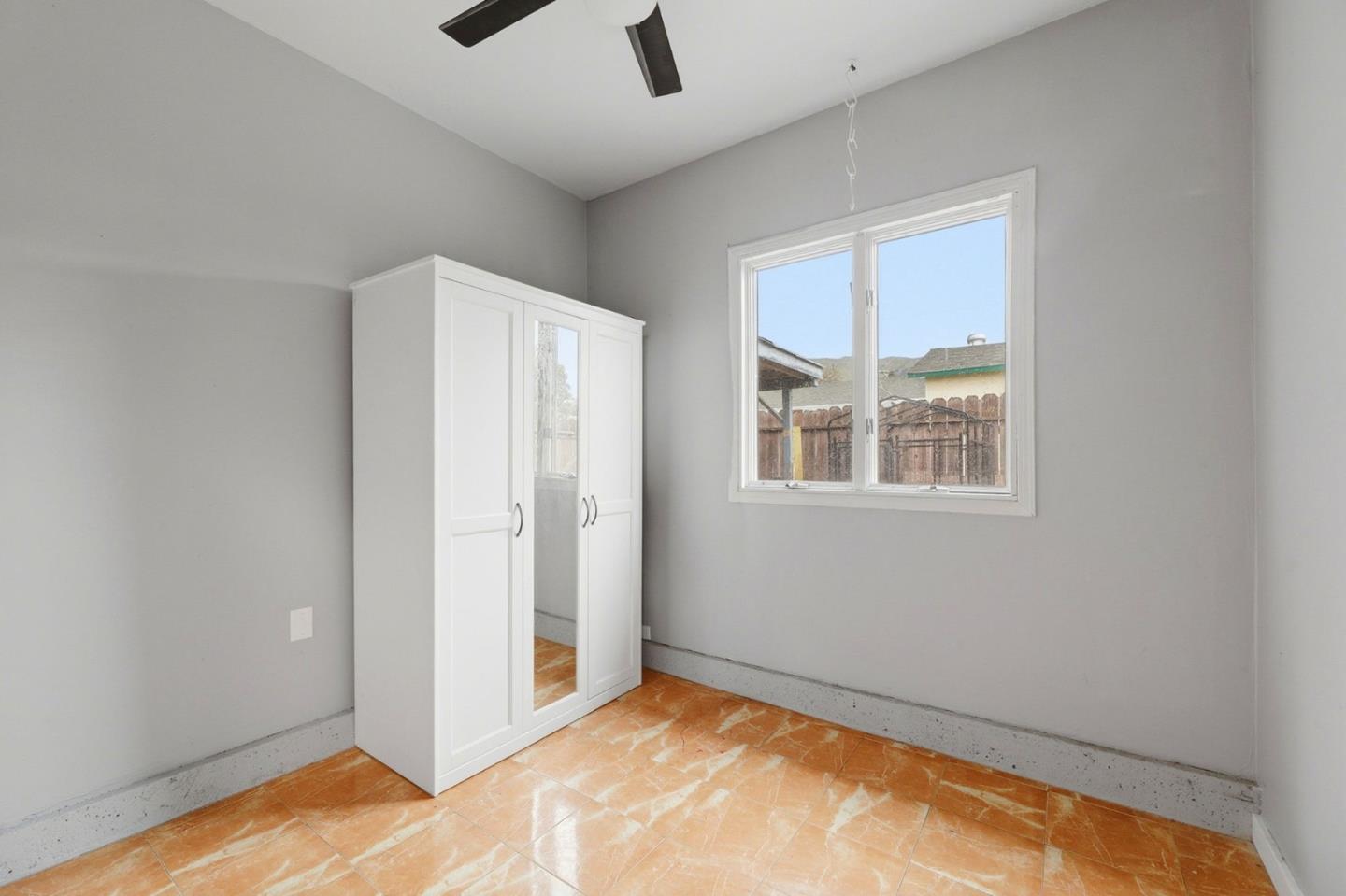 Detail Gallery Image 23 of 36 For 479 Dixon Rd, Milpitas,  CA 95035 - 5 Beds | 2 Baths