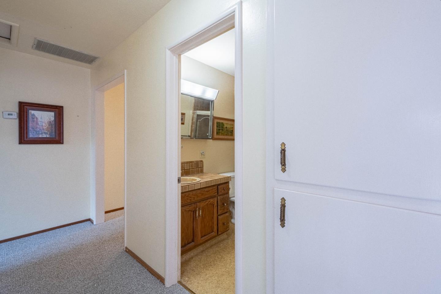 Detail Gallery Image 16 of 35 For 24 Saint Francis Way, Salinas,  CA 93906 - 3 Beds | 2 Baths