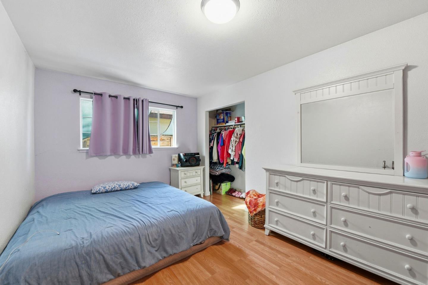 Detail Gallery Image 19 of 39 For 2207 Pacina Dr, San Jose,  CA 95116 - 5 Beds | 2/1 Baths