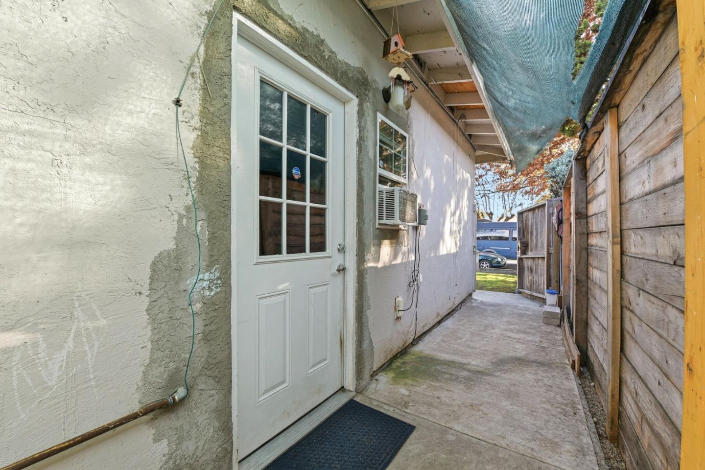 Detail Gallery Image 39 of 39 For 2207 Pacina Dr, San Jose,  CA 95116 - 5 Beds | 2/1 Baths