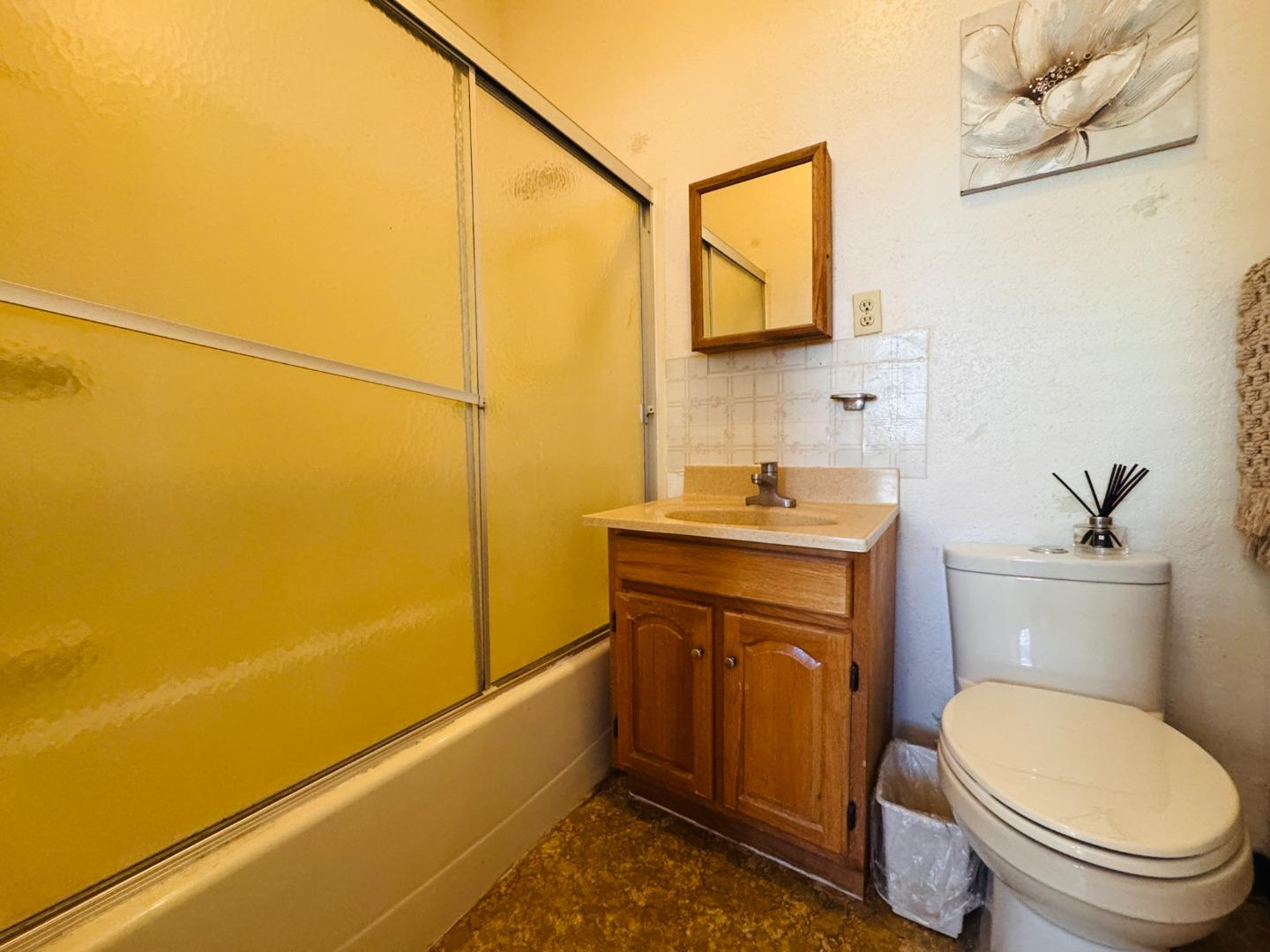 Detail Gallery Image 27 of 43 For 2737 12th Ave, Oakland,  CA 94606 - – Beds | – Baths