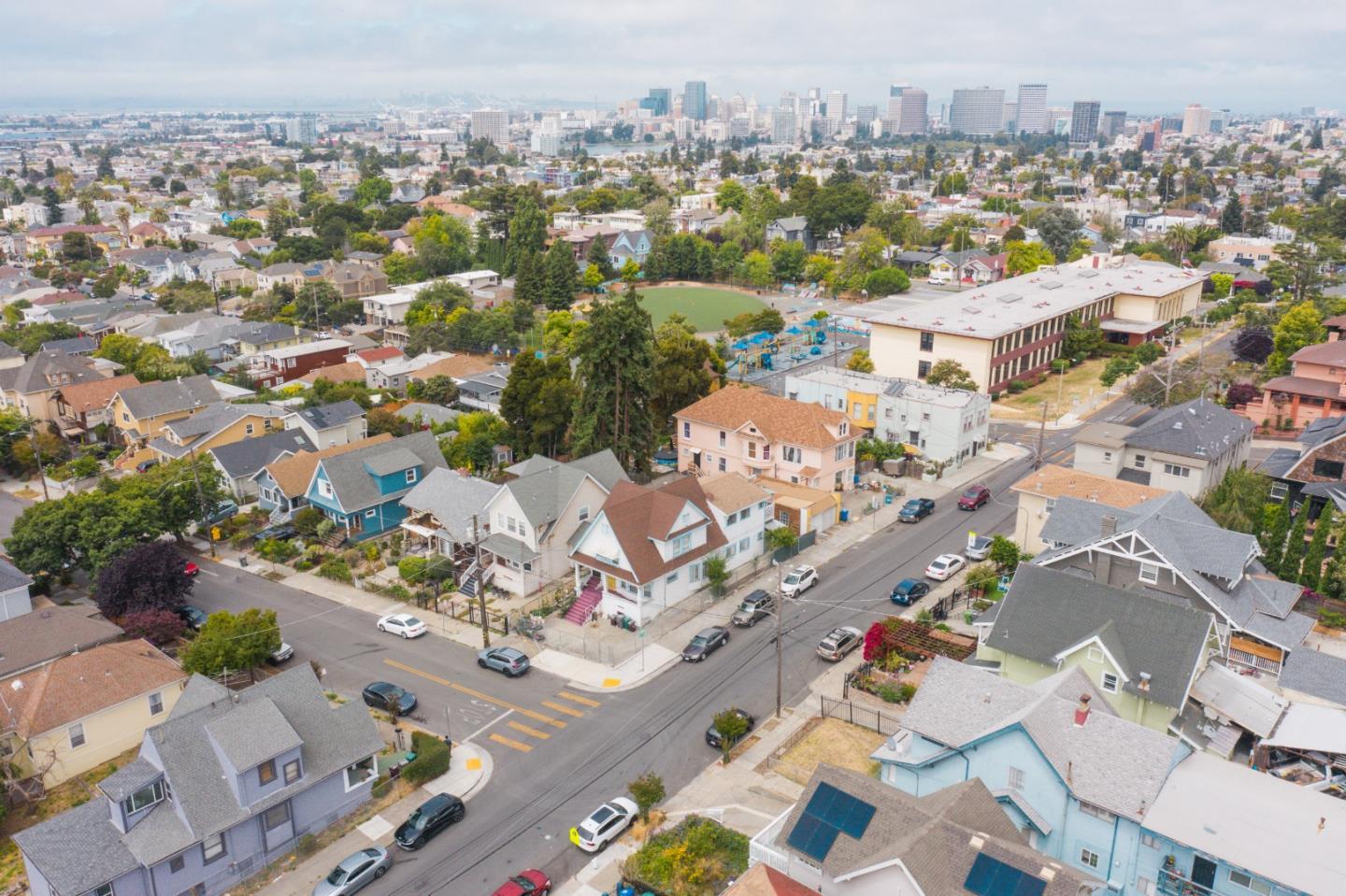 Detail Gallery Image 42 of 43 For 2737 12th Ave, Oakland,  CA 94606 - – Beds | – Baths