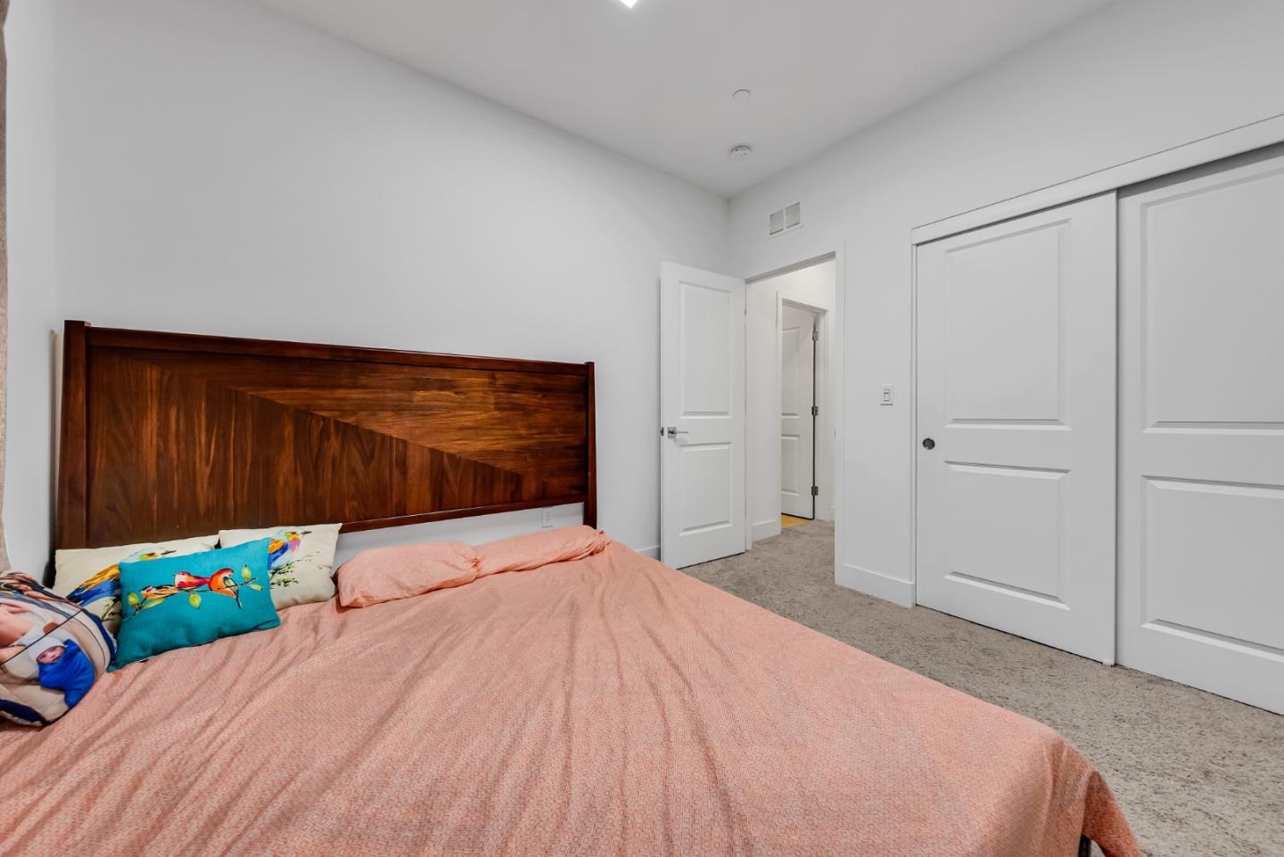 Detail Gallery Image 22 of 41 For 122 W Riverside Pl, Tracy,  CA 95391 - 3 Beds | 2/1 Baths