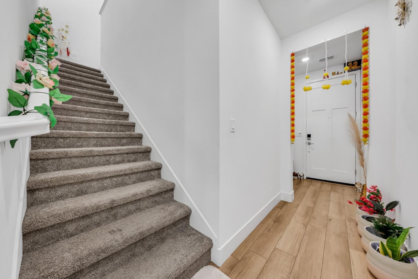 Detail Gallery Image 6 of 41 For 122 W Riverside Pl, Tracy,  CA 95391 - 3 Beds | 2/1 Baths