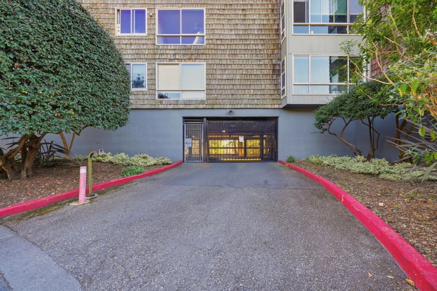 Detail Gallery Image 2 of 27 For 95 Red Rock Way 203m,  San Francisco,  CA 94131 - 0 Beds | 1 Baths