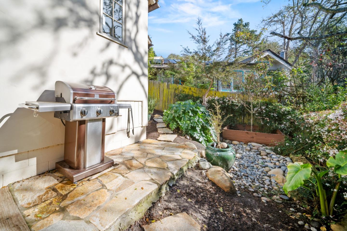 Detail Gallery Image 27 of 35 For 0 Monte Verde 4ne 4th St., Carmel,  CA 93921 - 3 Beds | 2 Baths