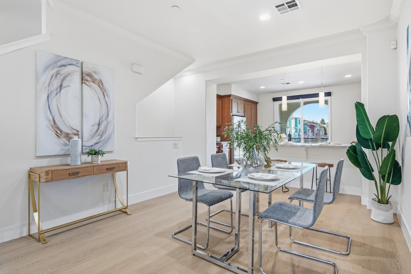 Detail Gallery Image 15 of 38 For 570 Santa Rosalia Ter, Sunnyvale,  CA 94085 - 3 Beds | 3 Baths