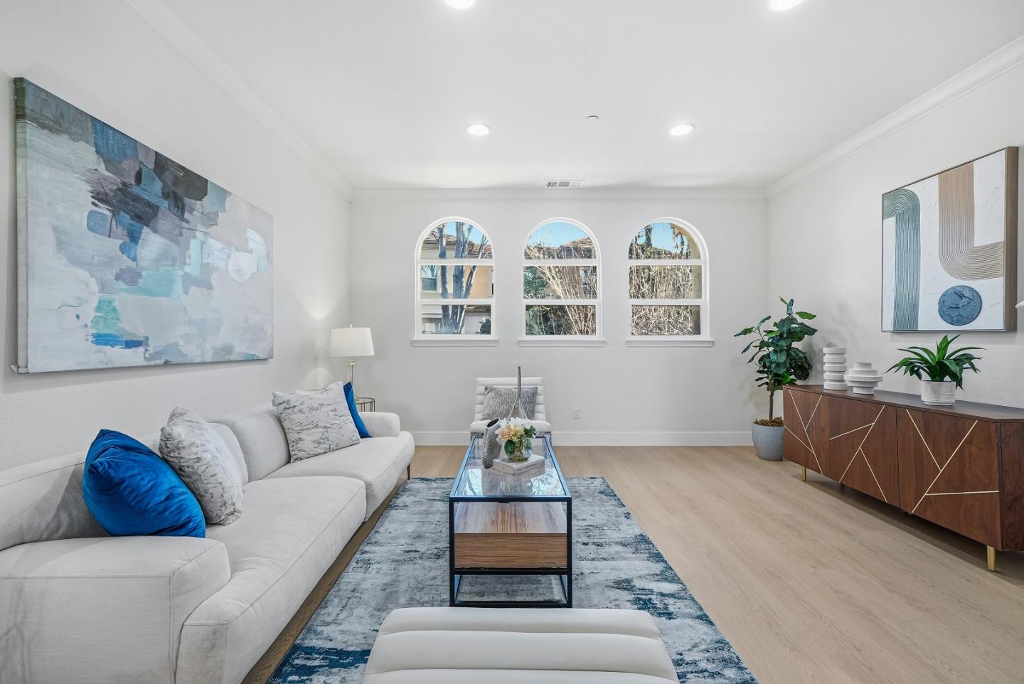 Detail Gallery Image 16 of 38 For 570 Santa Rosalia Ter, Sunnyvale,  CA 94085 - 3 Beds | 3 Baths